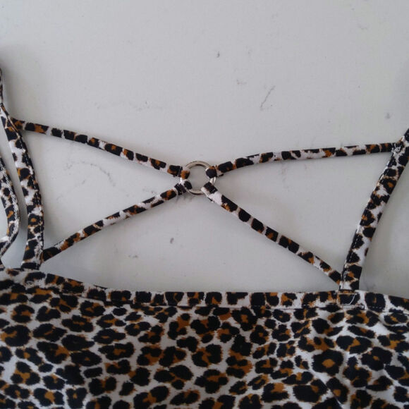 ⏳No Boundaries cheetah print Criss-Cross Cami tank padded chest Mobwife Wom XL - Picture 4 of 8